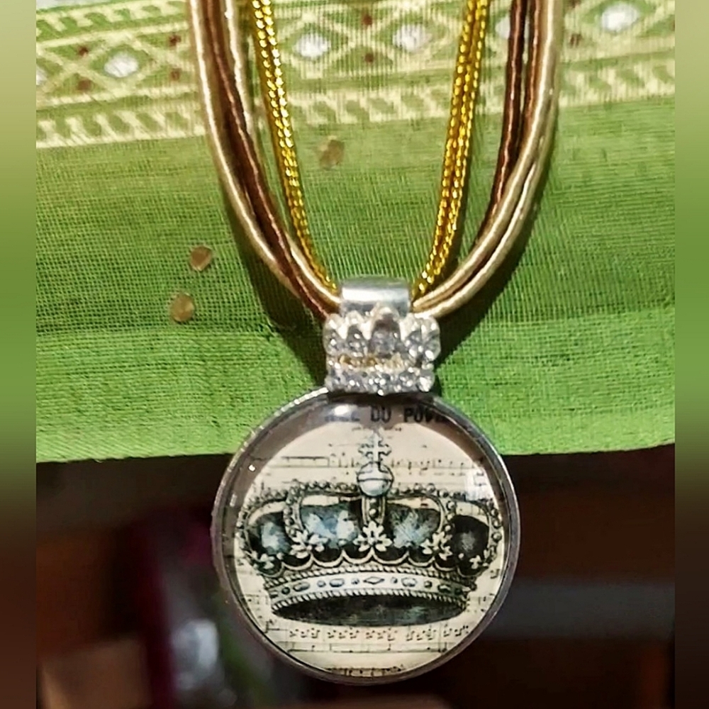 Crystal Crown Glass Cabochon Music Pendant Necklace